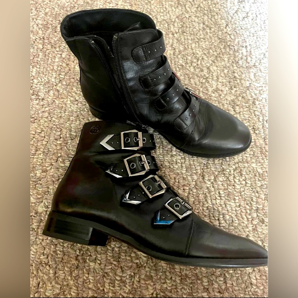 Elegant Ankle Urban Combat Boots 🥾